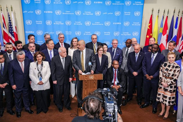 May 20, 2026, New York, New York, USA: WALID OBEIDAT, Permanent Representative of Jordan to the United Nations, speaks at the Security Council stakeout at UNHQ before a Security Council meeting on the Protection of Civilians in Armed Conflict, on behalf of the founding states of the Global Initiative to Galvanize Political Commitment to International Humanitarian Law, as MIRJANA SPOLJARIC, President of the International Committee of the Red Cross, stands alongside representatives of member states in support. New York USA  - ZUMAo116 20260520_znp_o116_013 Copyright: xBiancaxOterox