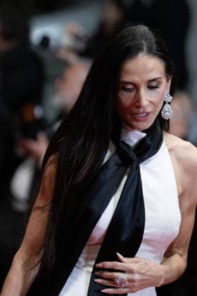 Demi Moore Montée des marches du film The man I love lors du 79ème Festival International du Film de Cannes, le 20 mai 2026 Olivier Borde Bestimage Red carpet for The man I love at the 79th Cannes International Film Festival on May 20, 2026 Cannes France  Copyright: xOLIVIERxBORDEx xBESTIMAGExOLIVIERxBORDEx xBESTIMAGEx