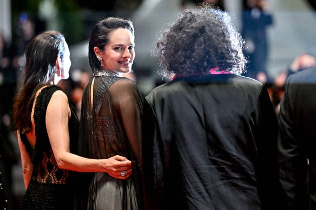 Cannes Screening Roma Elastica JR Noemie Merlant attending the screening of the movie Roma Elastica during the 79th Cannes Film Festival in Cannes, France on May 20, 2026. Photo by Julien Reynaud APS-Medias ABACAPRESS.COM Cannes France  Copyright: xReynaudxJulien APS-Medias ABACAx