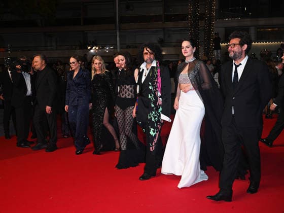 IPA84916783 - Cannes, 79th Cannes Film Festival 2025 - evening 9. red carpet ELASTIC ROME Pictured: Thomas Verhaeghe, Mathieu Verhaeghe, Franco Nero, Ornella Muti, Bertrand Mandico, Isabella Ferrari, NoÃ mie Merlant and Marion Cotillard  Copyright: xManuelexMangiarottix xPoolxPhotoxEventsx07x 84916783