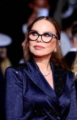 Ornella Muti Montée des marches du film Roma elastica lors du 79ème Festival International du Film de Cannes, le 20 mai 2026 Jacovides Moreau Bestimage Red carpet for Roma elastica at the 79th Cannes International Film Festival on May 20, 2026 Cannes France  Copyright: xJACOVIDES-MOREAUx xBESTIMAGExJACOVIDES-MOREAUx xBESTIMAGEx