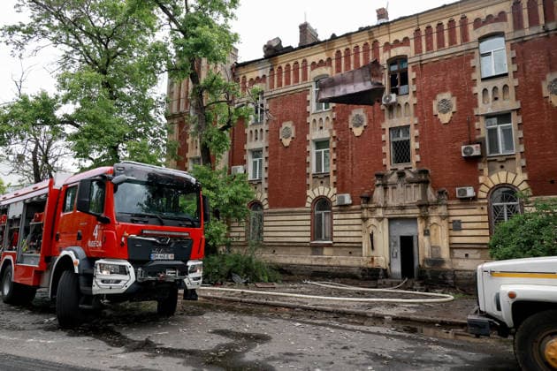 RECORD DATE NOT STATED A fire truck stands near a building damaged in a Russian drone attack in Odesa, Ukraine, on May 18, 2026. As a result of a massive overnight attack by Russian strike drones, several residential buildings in the Prymorskyi and Kyivskyi districts sustained significant damage. Roofs of three-storey buildings were destroyed, while a one-storey house was ruined in another area. Buildings of a city lyceum and a kindergarten were also damaged. Two people, an 11-year-old boy and a 59-year-old man, were injured (Photo by Nina Liashonok Ukrinform) Russian drone attack on Odesa leaves people injured  Copyright: xNinaxLiashonokx