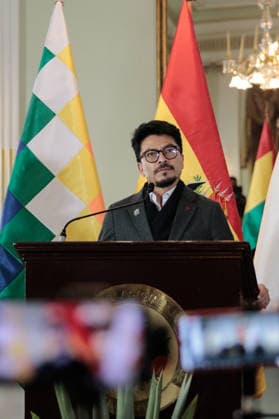Bolivian Foreign Minister holds a press conference LA PAZ, BOLIVIA - MAY 20: Bolivian Foreign Minister Fernando Aramayo Carrasco holds a press conference regarding the departure from the country of Colombian Ambassador Elizabeth Garcia in La Paz, Bolivia, on May 20, 2026. Jorge Mateo Romay Salinas Anadolu La Paz Bolivia. Editorial use only. Please get in touch for any other usage.  Copyright: x2026xAnadoluxJorgexMateoxRomayxSalinasx