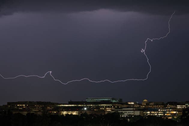 May 20, 2026, Washington, District Of Columbia, United States: Lightning illuminates the skies over Washington, D.C. as storms move through the region early in the evening. Washington United States  - ZUMAk206 20260520_znp_k206_025 Copyright: xMattxKaminskyx