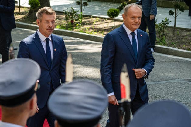 May 20, 2026, Warsaw, Poland: New Hungarian Prime Minister, Peter Magyar and Polish Prime Minister, Donald Tusk seen during their meeting at the Polish Prime Minister s residence. On the morning of Wednesday, the 20th of May, on his first foreign visit, the new Prime Minister of Hungary, Peter Magyar, meets with Polish Prime Minister Donald Tusk. The visit symbolically marks the opening of a new phase in Budapest s relations with Europe. During the meeting the Prime Ministers discuss Magyar s victory in the recent Hungarian elections, the Polish-Hungarian relationship, and the issue of Zbigniew Ziobra and Marcin Romanowski - two Polish politicians evading prosecution in Poland by hiding in Hungary. After the meeting, Peter Magyar meets with  - ZUMAs197 20260520_aaa_s197_265 Copyright: xNeilxMiltonx