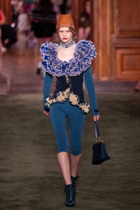 The Louis Vuitton Cruise 2027 Runway - NYC Models walk the runway during the Louis Vuitton 2027 collection fashion show at the Frick Collection in New York City, NY, USA on May 20, 2026. Photo by Adam Gray ABACAPRESS.COM New York City United States  Copyright: xGrayxAdam ABACAx