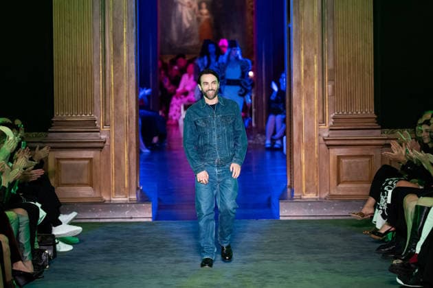 The Louis Vuitton Cruise 2027 Runway - NYC Louis Vuitton Artistic Director of Women s Collections Nicolas Ghesquiere on the runway during the Louis Vuitton 2027 collection fashion show at the Frick Collection in New York City, NY, USA on May 20, 2026. Photo by Adam Gray ABACAPRESS.COM New York City United States  Copyright: xGrayxAdam ABACAx