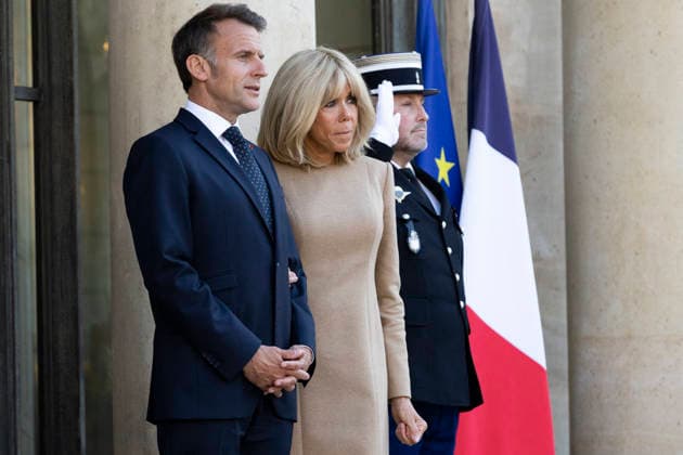 President Macron Welcomes Papua New Guinea PM Marape - Paris Brigitte Macron, First Lady of France, and Emmanuel Macron, President of the Republic, before he received James Marape, Prime Minister of Papua New Guinea, at the Élysée Palace in Paris, on 20 May 2026, as part of bilateral partnerships in the Indo-Pacific region in the fields of security and defence, the fight against illegal fishing, biodiversity and sustainable development. Photo by Jeremy Paoloni ABACAPRESS.COM Paris France  Copyright: xPaolonixJeremy ABACAx