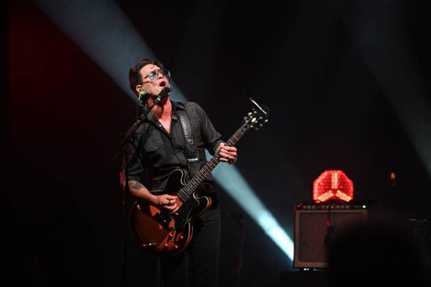 Manu Lanvin Performs At The Forum - Vaureal Manu Lanvin performs at the Forum in Vauréal, France on May 20, 2026. Photo by Christophe Meng ABACAPRESS.COM Vaureal France  Copyright: xMengxChristophe ABACAx