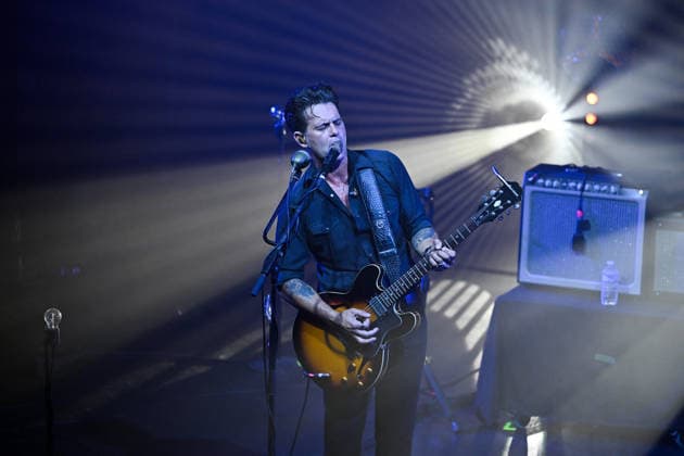 Manu Lanvin Performs At The Forum - Vaureal Manu Lanvin performs at the Forum in Vauréal, France on May 20, 2026. Photo by Christophe Meng ABACAPRESS.COM Vaureal France  Copyright: xMengxChristophe ABACAx