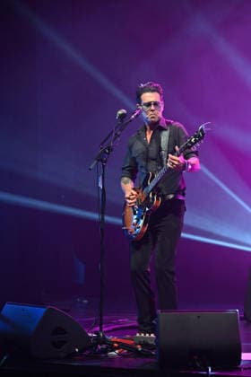 Manu Lanvin Performs At The Forum - Vaureal Manu Lanvin performs at the Forum in Vauréal, France on May 20, 2026. Photo by Christophe Meng ABACAPRESS.COM Vaureal France  Copyright: xMengxChristophe ABACAx