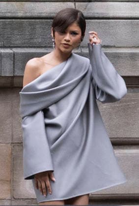 May 20, 2026, New York, Ny, United States: Zendaya attends the Louis Vuitton Cruise 2027 Show. Held at The Frick Collection in New York. Zuma Press May 20, 2026. New York United States  - ZUMAp281 20260520_zea_p281_048 Copyright: xPhotoxImagexPressx