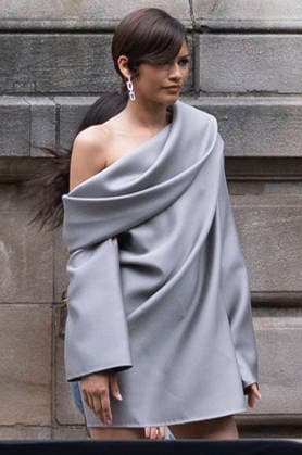 May 20, 2026, New York, Ny, United States: Zendaya attends the Louis Vuitton Cruise 2027 Show. Held at The Frick Collection in New York. Zuma Press May 20, 2026. New York United States - ZUMAp281 20260520_zea_p281_064 Copyright: xPhotoxImagexPressx