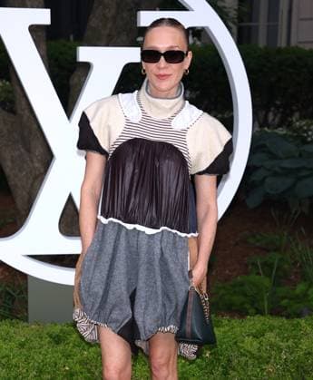 Celebs at The Louis Vuitton Cruise 2027 - NYC Chloe Sevigny attends the 2027 Cruise Louis Vuitton show at The Frick Collection in New York on May 20, 2026. Photo by Charles Guerin ABACAPRESS.COM New York City NY United States  Copyright: xGuerinxCharles ABACAx