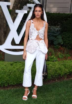 Celebs at The Louis Vuitton Cruise 2027 - NYC Olivia Neill attends the 2027 Cruise Louis Vuitton show at The Frick Collection in New York on May 20, 2026. Photo by Charles Guerin ABACAPRESS.COM New York City NY United States  Copyright: xGuerinxCharles ABACAx