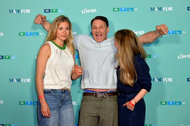 Jessica Ginkel, Hendrik Duryn und Birte Hanusrichter bei der Premiere der 10. Staffel der RTL Serie Der Lehrer im Colosseum. Berlin, 20.05.2026 *** Jessica Ginkel, Hendrik Duryn and Birte Hanusrichter at the premiere of the 10th season of the RTL series Der Lehrer at the Colosseum Berlin, 20 05 2026 Foto:xM.xBehrensx xFuturexImagex lehrer_6542