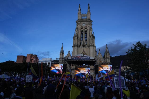 Abelardo De La Espriella closes campaign rally in Bogota BOGOTA, COLOMBIA - MAY 20: People gather for the closing campaign rally of Colombia s right-wing presidential candidate Abelardo De La Espriella in Bogota, Colombia, on May 20, 2026. Juancho Torres Anadolu Bogota Colombia. Editorial use only. Please get in touch for any other usage.  Copyright: x2026xAnadoluxJuanchoxTorresx