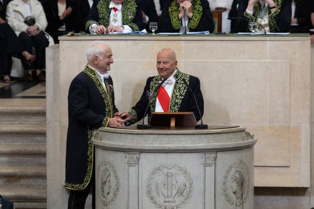 Guy Savoy, Marc Ladreit de Lacharrière Multi-star French chef Guy Savoy has just been officially installed as a member of the Académie des Beaux Arts A ceremony that took place under the dome of the Institut de France, in Paris, France, on May 20, 2026 This is the first time a chef has joined the prestigious institution Julien Sarkissian Bestimage French chef Guy Savoy during his investiture ceremony at the Académie des Beaux Arts in Paris, France, on May 20, 2026 Paris France  Copyright: xJulienxSarkissianx xBestimagexJulienxSarkissianx xBestimagex