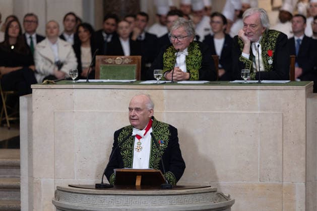 Laurent Petitgirard Multi-star French chef Guy Savoy has just been officially installed as a member of the Académie des Beaux Arts A ceremony that took place under the dome of the Institut de France, in Paris, France, on May 20, 2026 This is the first time a chef has joined the prestigious institution Julien Sarkissian Bestimage French chef Guy Savoy during his investiture ceremony at the Académie des Beaux Arts in Paris, France, on May 20, 2026 Paris France  Copyright: xJulienxSarkissianx xBestimagexJulienxSarkissianx xBestimagex