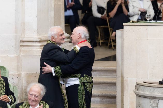Guy Savoy, Laurent Petitgirard Multi-star French chef Guy Savoy has just been officially installed as a member of the Académie des Beaux Arts A ceremony that took place under the dome of the Institut de France, in Paris, France, on May 20, 2026 This is the first time a chef has joined the prestigious institution Julien Sarkissian Bestimage French chef Guy Savoy during his investiture ceremony at the Académie des Beaux Arts in Paris, France, on May 20, 2026 Paris France  Copyright: xJulienxSarkissianx xBestimagexJulienxSarkissianx xBestimagex