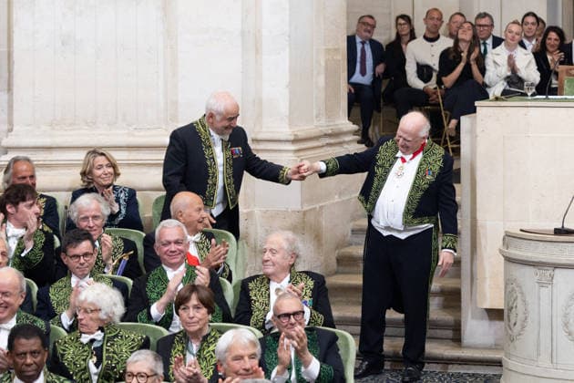 Guy Savoy, Laurent Petitgirard Multi-star French chef Guy Savoy has just been officially installed as a member of the Académie des Beaux Arts A ceremony that took place under the dome of the Institut de France, in Paris, France, on May 20, 2026 This is the first time a chef has joined the prestigious institution Julien Sarkissian Bestimage French chef Guy Savoy during his investiture ceremony at the Académie des Beaux Arts in Paris, France, on May 20, 2026 Paris France  Copyright: xJulienxSarkissianx xBestimagexJulienxSarkissianx xBestimagex