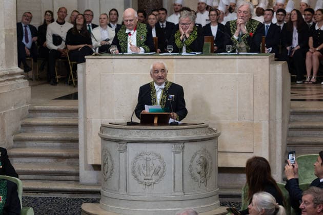 Guy Savoy, French multi-star chef Guy Savoy, has just been officially installed as a member of the Académie des Beaux Arts A ceremony that took place under the dome of the Institut de France, in Paris, France, on May 20, 2026 This is the first time a chef has joined the prestigious institution Julien Sarkissian Bestimage French chef Guy Savoy during his investiture ceremony at the Académie des Beaux Arts in Paris, France, on May 20, 2026 Paris France  Copyright: xJulienxSarkissianx xBestimagexJulienxSarkissianx xBestimagex
