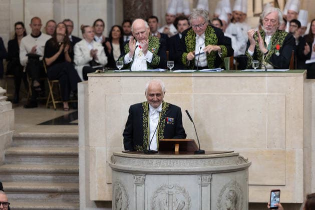 Guy Savoy, French multi-star chef Guy Savoy, has just been officially installed as a member of the Académie des Beaux Arts A ceremony that took place under the dome of the Institut de France, in Paris, France, on May 20, 2026 This is the first time a chef has joined the prestigious institution Julien Sarkissian Bestimage French chef Guy Savoy during his investiture ceremony at the Académie des Beaux Arts in Paris, France, on May 20, 2026 Paris France  Copyright: xJulienxSarkissianx xBestimagexJulienxSarkissianx xBestimagex