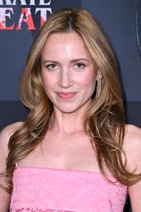 Ellen Toland bei der Premiere des Kinofilms Corporate Retreat im AMC Burbank 16. Burbank, 20.05.2026 *** Ellen Toland at the premiere of the movie Corporate Retreat at AMC Burbank 16 Burbank, 20 05 2026 Foto:xD.xStarbuckx xFuturexImagex retreat_6536