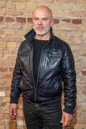 ABB JACOBS- Attilab Georg Borlan bei der Sondervorfuehrung des KIno Films Tod meiner Jugend im Kino in der Kulturbrauerei 20.05.2026 in Berlin Berlin Deutschland *** ABB JACOBS Attilab Georg Borlan at the special screening of the KIno film Tod meiner Jugend at the cinema in the Kulturbrauerei 20 05 2026 in Berlin Berlin Germany