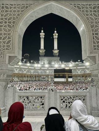 Muslim pilgrims visit the holy sites ahead of the Hajj pilgrimage in Mecca MECCA, SAUDI ARABIA - MAY 20: Muslim pilgrims from various countries around the world who come to perform the Hajj, circumambulate the Masjid al-Haram wearing Ihram ahead of the Hajj pilgrimage in Mecca, Saudi Arabia on May 20, 2026. Ali Atmaca Anadolu Mecca Saudi Arabia. Editorial use only. Please get in touch for any other usage.  Copyright: x2026xAnadoluxAlixAtmacax