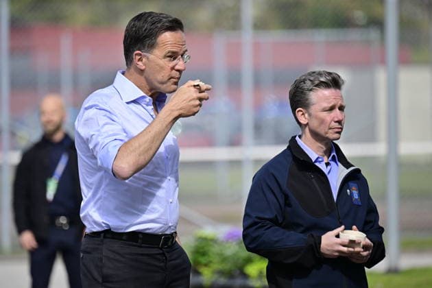 REVINGE, SVERIGE 20260521 NATO:s generalsekreterare Mark Rutte och försvarsminister Pal Jonson besökte pa torsdagen Myndigheten för Civilt försvar i Revinge där de deltog i olika övningar där militärt och civilt försvar samverkar efter bomb och missilangrepp. Besöket hos MCF var en del av NATO-mötet i Helsingborg. REVINGE SVERIGE x50090x *** REVINGE, SWEDEN 20260521 NATO Secretary General Mark Rutte and Minister of Defense Pal Jonson visited the Civil Defense Agency in Revinge on Thursday where they participated in various exercises where military and civil defense work together after bomb and missile attacks The visit to the MCF was part of the NATO meeting in Helsingborg REVINGE SWEDEN x50090x  Copyright: xJohanxNilsson TTx NATOS UTRIKESMINISTERMÖTE REVINGE mTj331aYkn8
