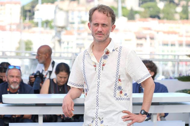 Emmanuel Marre beim Photocall zum Kinofilm Notre salut A Man of His Time auf dem Festival de Cannes 2026 79. Internationale Filmfestspiele von Cannes am Palais des Festivals. Cannes, 21.05.2026