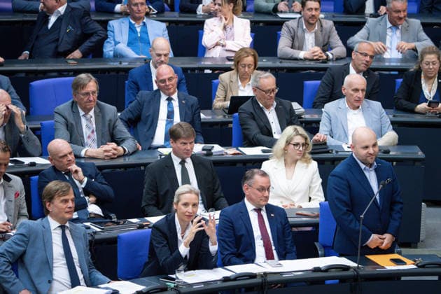 Deutscher Bundestag, 80. Plenarsitzung AfD Fraktion im Bundestag unter anderem mit Alice Weidel (AfD) , Tino Chrupalla (AfD) und Markus Frohnmaier (AfD) im Plenum bei der 80. Sitzung des Deutschen Bundestag in Berlin, 21.05.2026 Berlin Berlin Deutschland *** German Bundestag, 80 plenary session AfD parliamentary group in the Bundestag with Alice Weidel AfD , Tino Chrupalla AfD and Markus Frohnmaier AfD in the plenary at the 80 session of the German Bundestag in Berlin, 21 05 2026 Berlin Berlin Germany