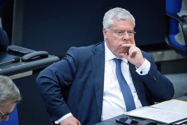 Deutscher Bundestag, 80. Plenarsitzung Juergen Hardt (CDU) im Portrait bei seiner Rede zum Tagesordnungspunkt Einsetzung eines UA: Angriff auf die Nordstream-Pipelines bei der 80. Sitzung des Deutschen Bundestag in Berlin, 21.05.2026 Berlin Berlin Deutschland *** German Bundestag, 80th plenary session Juergen Hardt CDU in portrait during his speech on the agenda item Establishment of a UA attack on the Nordstream pipelines at the 80th session of the German Bundestag in Berlin, 21 05 2026 Berlin Berlin Germany