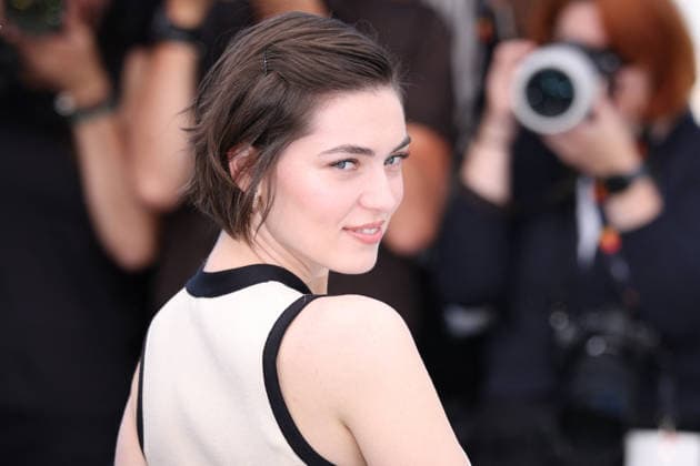 Cannes - La Bataille De Gaulle L Age De Fer Photocall Anamaria Vartolomei, posing during the La Bataille De Gaulle: L Age De Fer (De Gaulle: Tilting Iron) photocall at the 79th annual Cannes Film Festival at Palais des Festivals on May 21, 2026 in Cannes, France. Photo by Jerome Domine ABACAPRESS.COM Cannes France  Copyright: xDominexJerome ABACAx
