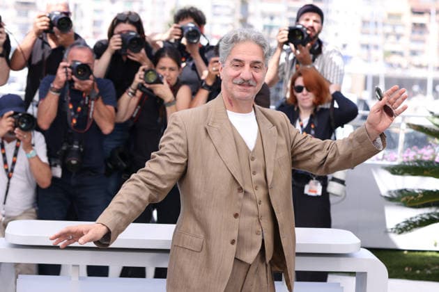 Cannes - La Bataille De Gaulle L Age De Fer Photocall Simon Abkarian posing during the La Bataille De Gaulle: L Age De Fer (De Gaulle: Tilting Iron) photocall at the 79th annual Cannes Film Festival at Palais des Festivals on May 21, 2026 in Cannes, France. Photo by Jerome Domine ABACAPRESS.COM Cannes France  Copyright: xDominexJerome ABACAx