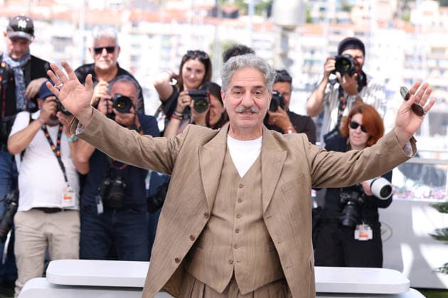 Cannes - La Bataille De Gaulle L Age De Fer Photocall Simon Abkarian posing during the La Bataille De Gaulle: L Age De Fer (De Gaulle: Tilting Iron) photocall at the 79th annual Cannes Film Festival at Palais des Festivals on May 21, 2026 in Cannes, France. Photo by Jerome Domine ABACAPRESS.COM Cannes France  Copyright: xDominexJerome ABACAx