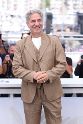 Cannes - La Bataille De Gaulle L Age De Fer Photocall Simon Abkarian posing during the La Bataille De Gaulle: L Age De Fer (De Gaulle: Tilting Iron) photocall at the 79th annual Cannes Film Festival at Palais des Festivals on May 21, 2026 in Cannes, France. Photo by Jerome Domine ABACAPRESS.COM Cannes France  Copyright: xDominexJerome ABACAx