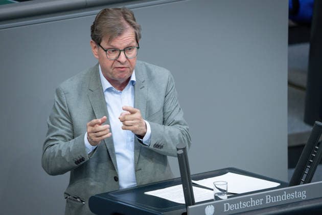 Deutscher Bundestag, 80. Plenarsitzung Ralf Stegner (SPD) im Portrait bei seiner Rede zum Tagesordnungspunkt Einsetzung eines UA: Angriff auf die Nordstream-Pipelines bei der 80. Sitzung des Deutschen Bundestag in Berlin, 21.05.2026 Berlin Berlin Deutschland *** German Bundestag, 80th plenary session Ralf Stegner SPD in portrait during his speech on the agenda item Establishment of a UA attack on the Nordstream pipelines at the 80th session of the German Bundestag in Berlin, 21 05 2026 Berlin Berlin Germany