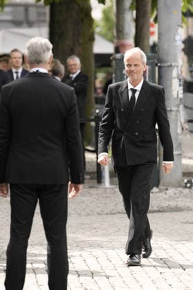 Stein Erik Hagen bisettes fra Oslo domkirke Oslo 20260521. Stein Erik Hagens bisettelse i Oslo domkirke torsdag. Foto: Stian Lysberg Solum NTB Oslo Norge IW6--mv7IyY EDITORIAL USE ONLY Ref:_POLIW6--mv7IyY.jpg *** Stein Erik Hagens funeral from Oslo Cathedral Oslo 20260521 Stein Erik Hagens funeral in Oslo Cathedral on Thursday Photo Stian Lysberg Solum NTB Oslo Norway IW6 mv7IyY EDITORIAL USE ONLY Ref POLIW6 mv7IyY jpg  Copyright: xStianxLysbergxSolumx xNTBx