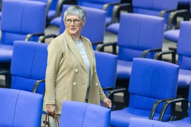 80. Sitzung des Deutschen Bundestages am 21.05.2026 im Plenarsaal des Reichstagsgebäudes in Berlin Britta Hasselmann ( Vorsitzende Fraktion Bündnis 90 Die Grünen ) *** 80th session of the German Bundestag on 21 05 2026 in the plenary chamber of the Reichstag building in Berlin Britta Hasselmann Chairwoman Bündnis 90 Die Grünen parliamentary group xJRx