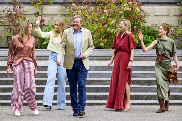 Royal Family Spring Photo Session - The Hague King Willem-Alexander and Queen Maxima with their daughters Princess Amalia, Princess Ariane and Princess Alexia during spring photo session 2026 at Clingendael in The Hague, Netherlands on May 21, 2026. Photo by NL Beeld Patrick van Emst Bruno Press ABACAPRESS.COM The Hague Netherlands  Copyright: xBrunoxPress ABACAx