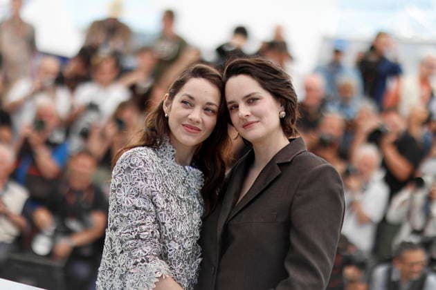 Marion Cotillard and Noémie Merlant at the Roma Elastica photocall at the 79th International Film Festival in Cannes, France, May 21, 2026 Jacovides Moreau Bestimage Roma Elastica photocall at the 79th annual Cannes Film Festival at Palais des Festivals on May 21, 2026 in Cannes, France Cannes France  Copyright: xJACOVIDES-MOREAUx xBESTIMAGExJACOVIDES-MOREAUx xBESTIMAGEx