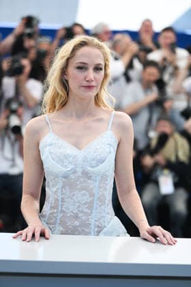 79ème Festival International du Film de Cannes Photocall with cast of Victorian Psycho 79th International Cannes Film Festival Photocall with cast of Victoria Psycho movie 456572 2026 05 21 France Monroe, Maika  Copyright: xSergexArnalx xStarfacex STAR_456572_007
