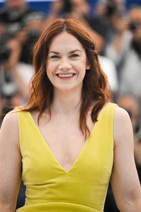 79ème Festival International du Film de Cannes Photocall with cast of Victorian Psycho 79th International Cannes Film Festival Photocall with cast of Victoria Psycho movie 456572 2026 05 21 France Wilson, Ruth  Copyright: xSergexArnalx xStarfacex STAR_456572_013