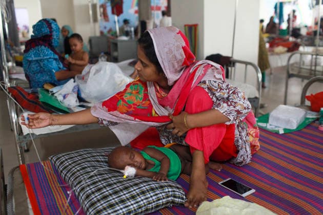 May 21, 2026, Dhaka, Dhaka, Bangladesh: Children suffering from measles receive treatment at a hospital in Dhaka, Bangladesh, on May 21, 2026, as the country faces a growing outbreak. Dhaka Bangladesh - ZUMAj163 20260521_zip_j163_014 Copyright: xAbuxSufianxJewelx