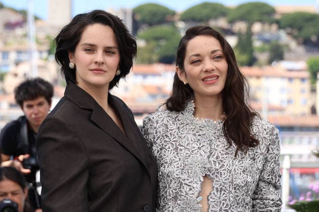 79ème Festival International du Film de Cannes Photocall with cast of the film Roma elastica 79th Cannes Film Festival Photocall with cast of the film Roma elastica Noemie Merlant and Marion Cotillard 456588 2026 05 21 Cannes France  Copyright: xIsabellexVautierx xStarfacex STAR_456588_020