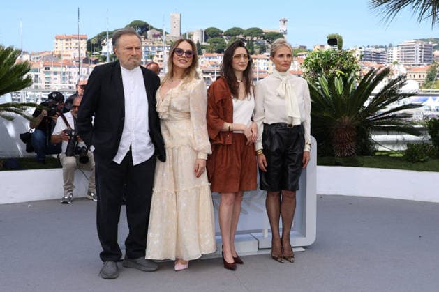 79ème Festival International du Film de Cannes Photocall with cast of the film Roma Elastica 79th Cannes Film Festival Photocall with cast of the film Roma elastica Franco Nero, Ornella Muti, Martina Scrinzi and Isabella Ferrari 456588 2026 05 21 Cannes France  Copyright: xIsabellexVautierx xStarfacex STAR_456588_048