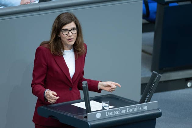 Bundestag, Ophelia Nick, Bündnis 90 Die Grünen Reichstagsgebäude, Bundestag, Sitzungswoche, Ophelia Nick, Bündnis 90 Die Grünen Berlin Berlin GER *** Bundestag, Ophelia Nick, Bündnis 90 Die Grünen Reichstag building, Bundestag, session week, Ophelia Nick, Bündnis 90 Die Grünen Berlin Berlin GER