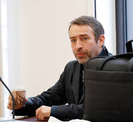 Aufruf zu Straftaten 23.02.2023, Chemnitz, Amtsgericht, Prozess Prozess gegen Sven Liebich wegen öffentlicher Aufforderung zu Straftaten. Hatten vor der JVA Chemnitz, gegen die inhaftierte Lina E. interveniert. Aufruf zum Mord. Angeklagter : Sven Liebich Der Angeklagte muss gepixelt oder anders unkenntlich gemacht werden nach ÂßÂß 22,23 KunstUrhG- Recht am eigenen Bild. Bei Verletzung der Persönlichkeitsrechte übernehme ich keine Haftung bei Verletzung der Rechte am eigenen Bild !! Justizbeamte müssen ebenfalls unkenntlich gemacht werden!! Chemnitz Sachsen BRD *** Incitement to commit crimes 23 02 2023, Chemnitz, district court, trial Trial against Sven Liebich for public incitement to commit crimes Had intervened in front of the Chem